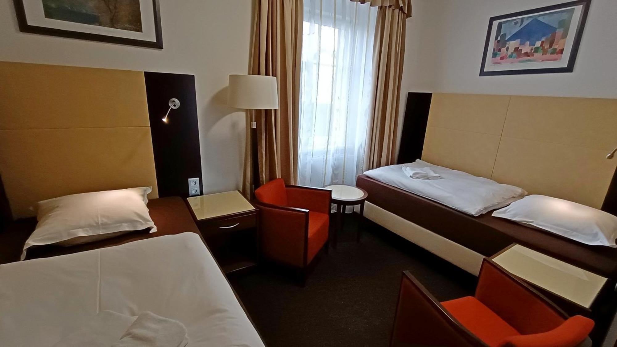 Apartments Gato Karlovy Vary Dalovice Екстер'єр фото